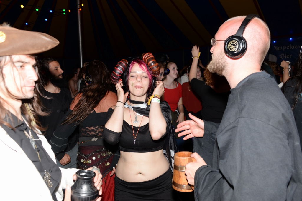 ../Images/Castlefest 2017 Silent disco vrijdag 039.jpg